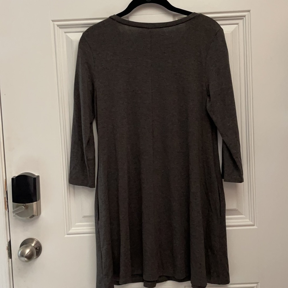 Shop Basic Top, small, gray - Picture 8 of 9